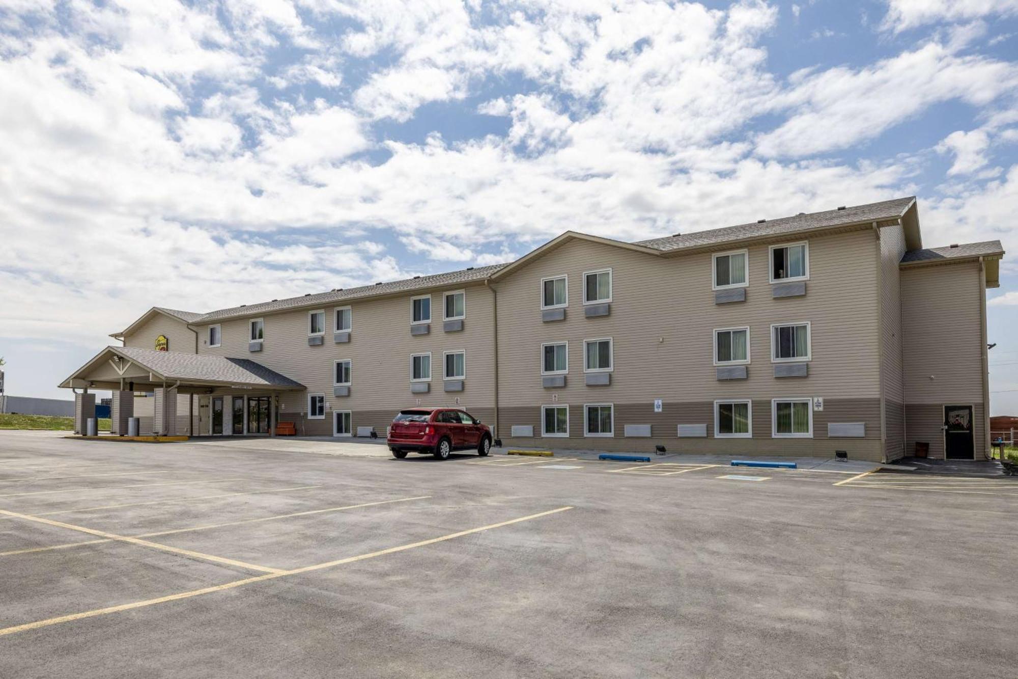 The Inn&Suites Sw Omaha Esterno foto