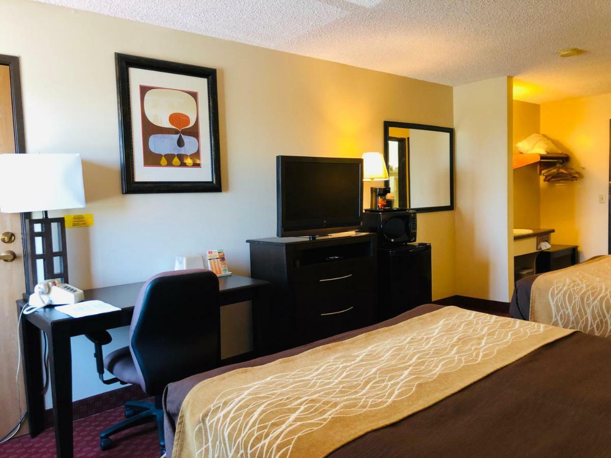 The Inn&Suites Sw Omaha Esterno foto