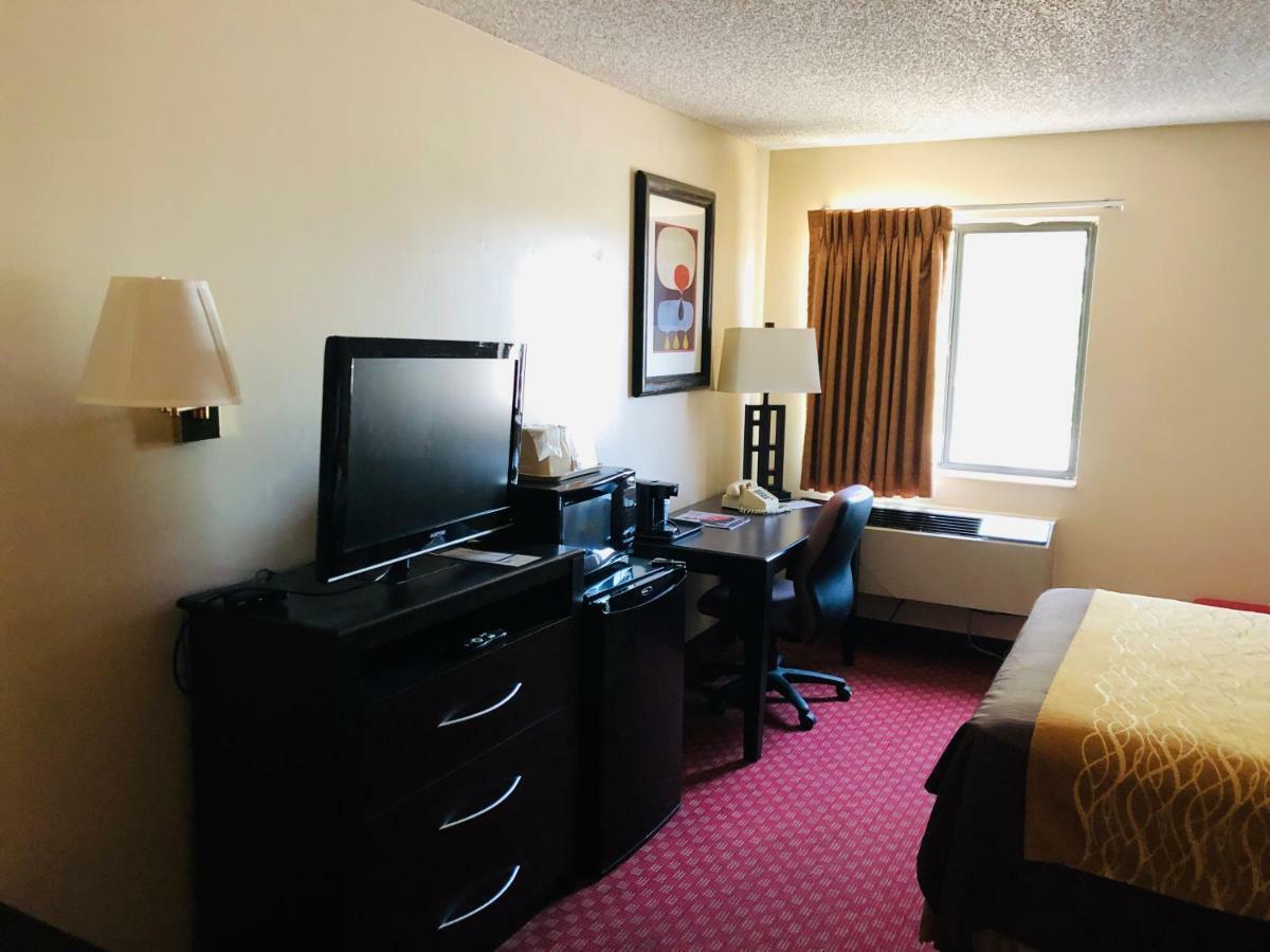 The Inn&Suites Sw Omaha Esterno foto